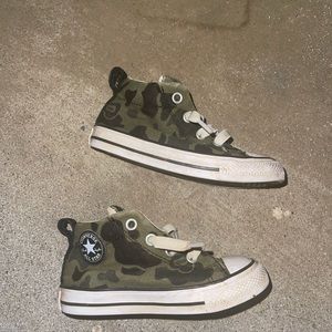 Camo converse
